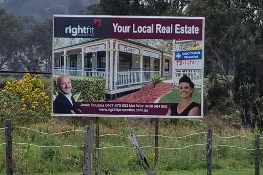 Real estate signage